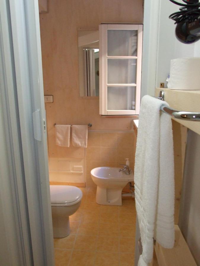 La Stufa Rossa Hotell Sondrio Eksteriør bilde